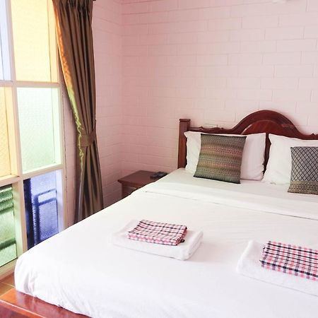Samet Bellhouse Hotel Koh Samet Exterior photo
