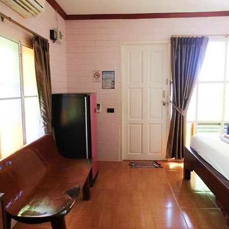 Samet Bellhouse Hotel Koh Samet Exterior photo