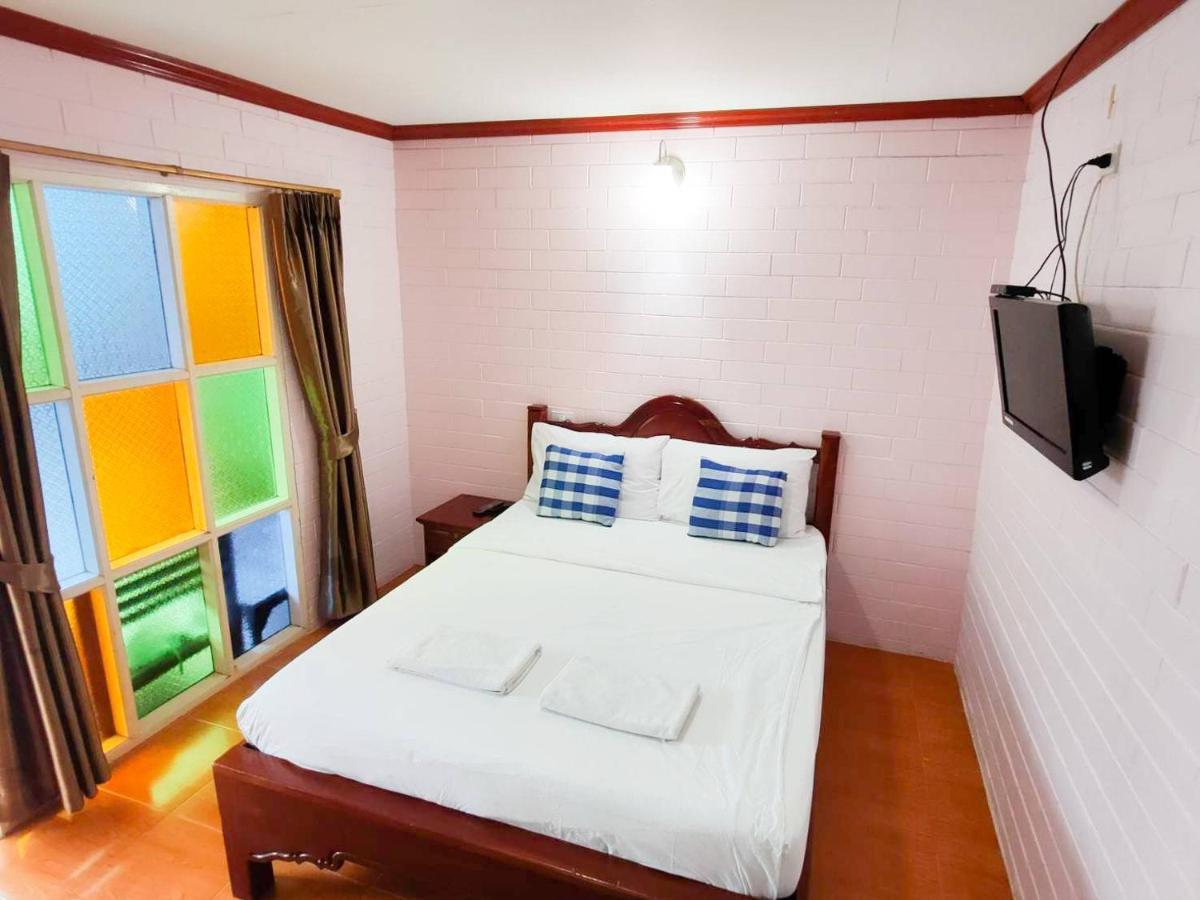 Samet Bellhouse Hotel Koh Samet Exterior photo