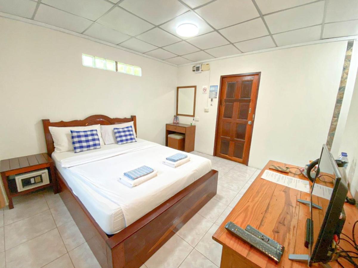 Samet Bellhouse Hotel Koh Samet Exterior photo