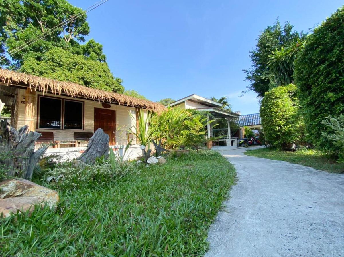 Samet Bellhouse Hotel Koh Samet Exterior photo