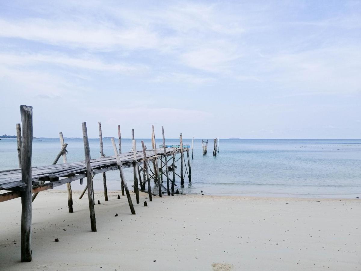 Samet Bellhouse Hotel Koh Samet Exterior photo