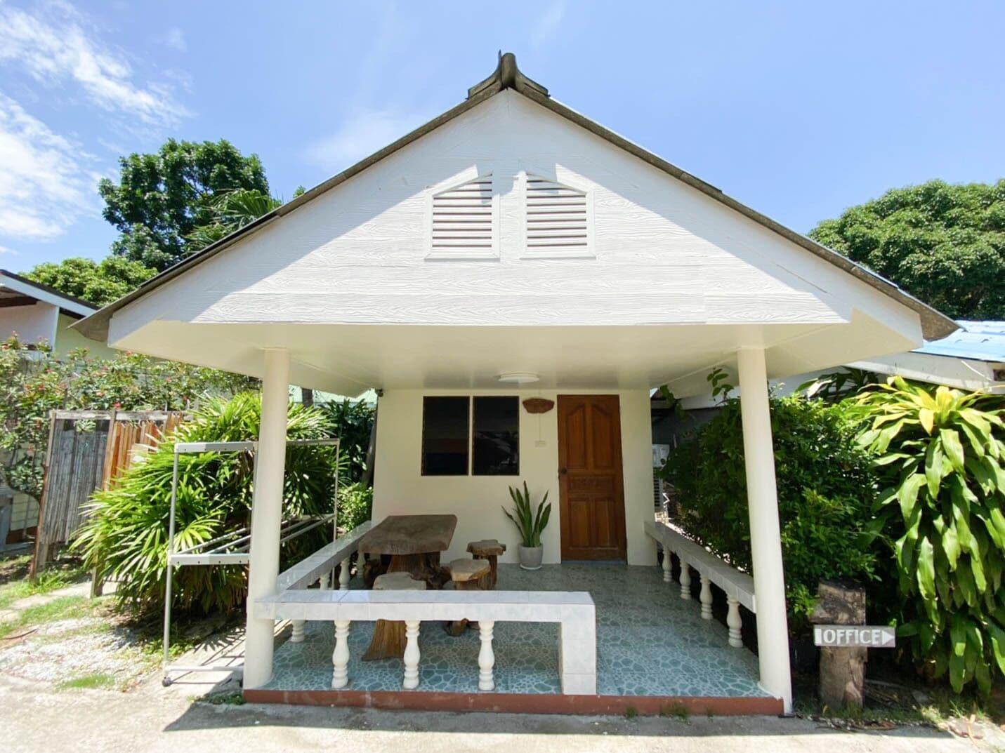 Samet Bellhouse Hotel Koh Samet Exterior photo
