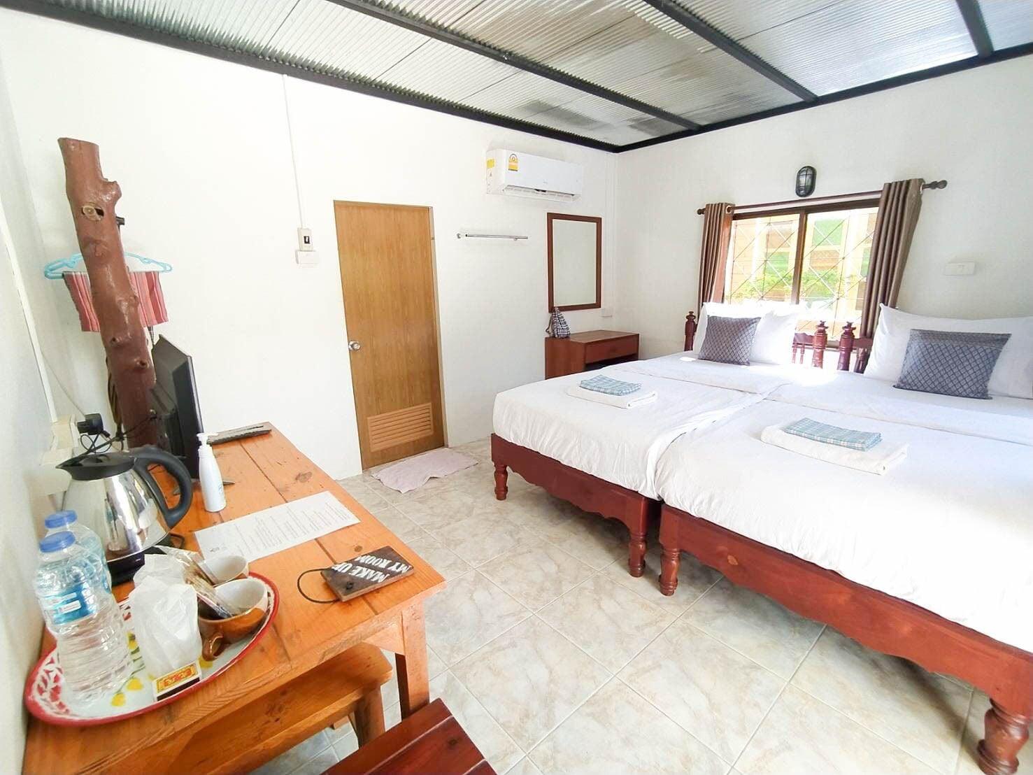 Samet Bellhouse Hotel Koh Samet Exterior photo