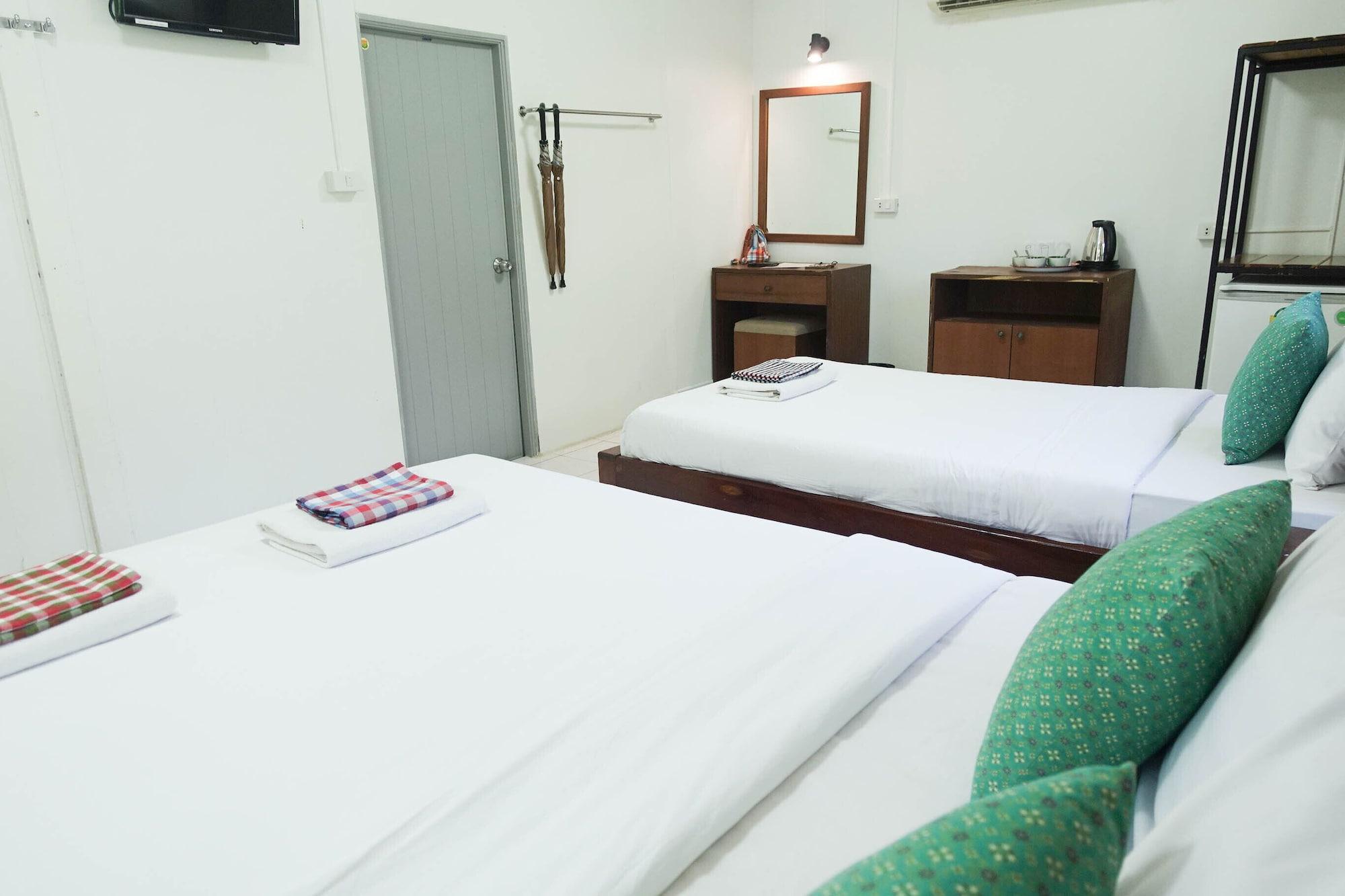 Samet Bellhouse Hotel Koh Samet Exterior photo